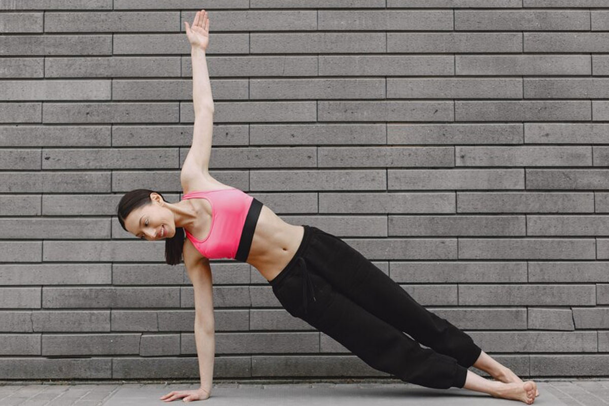 right way of doing side plank
