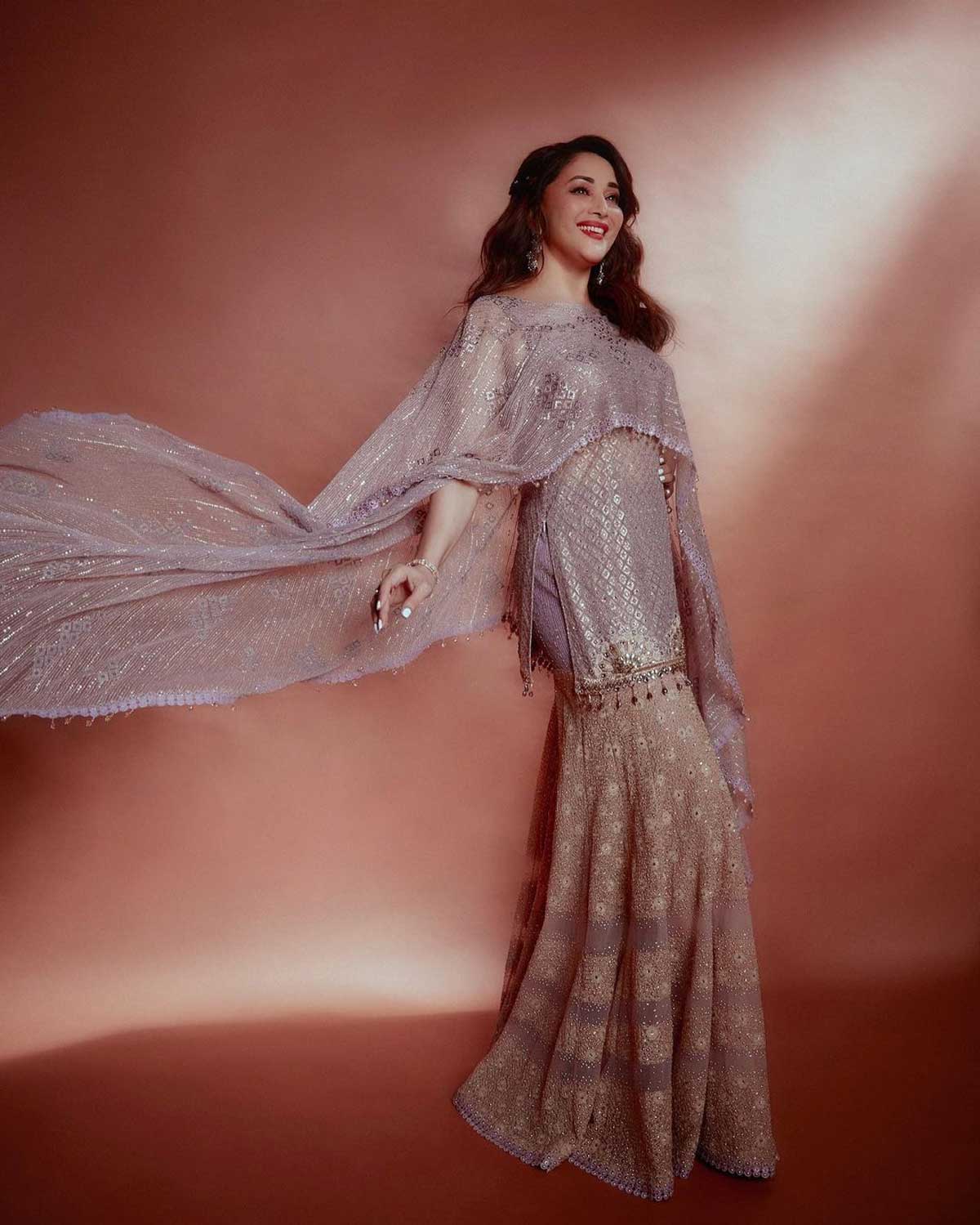salwar kameez fashion for ladies