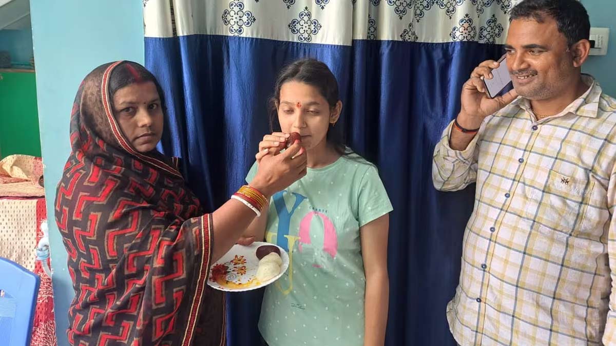 ayushi bihar board topper