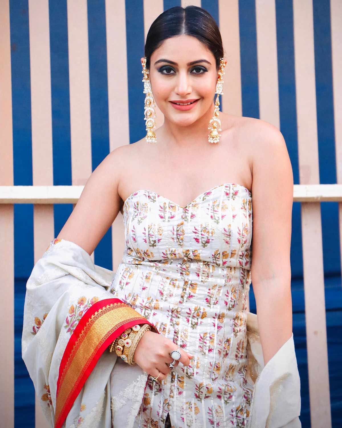 how to select earrings for wedding