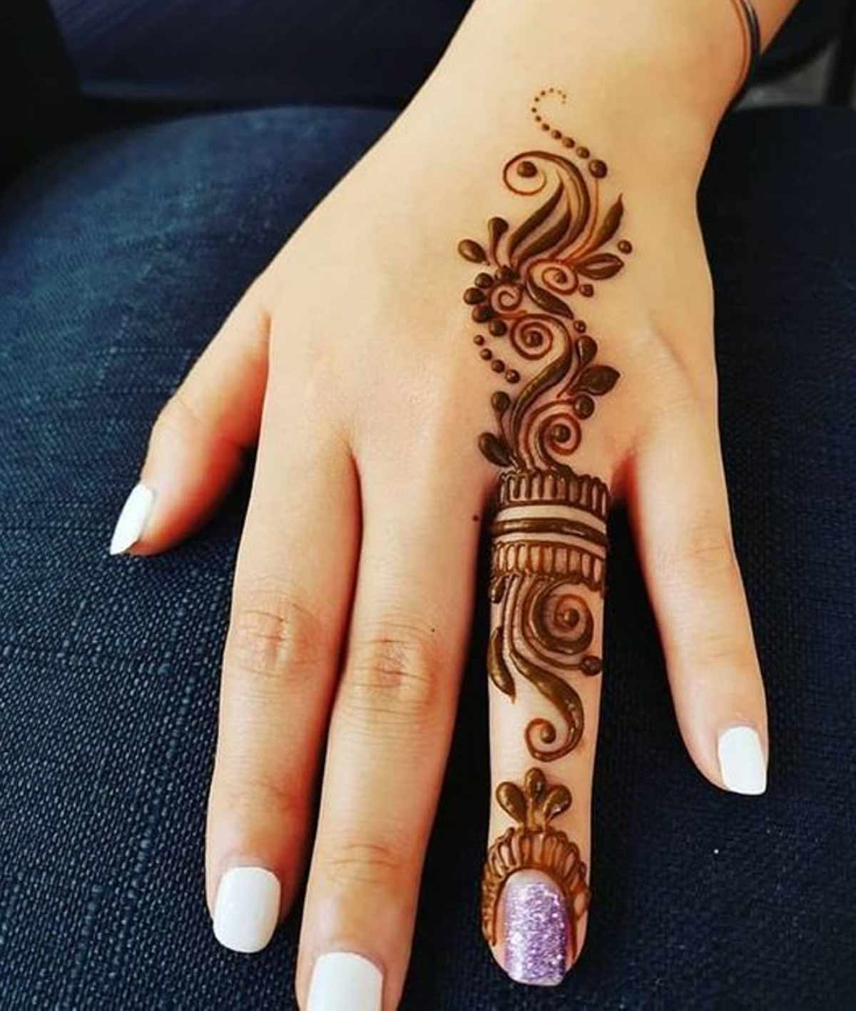 mehndi design for backhand