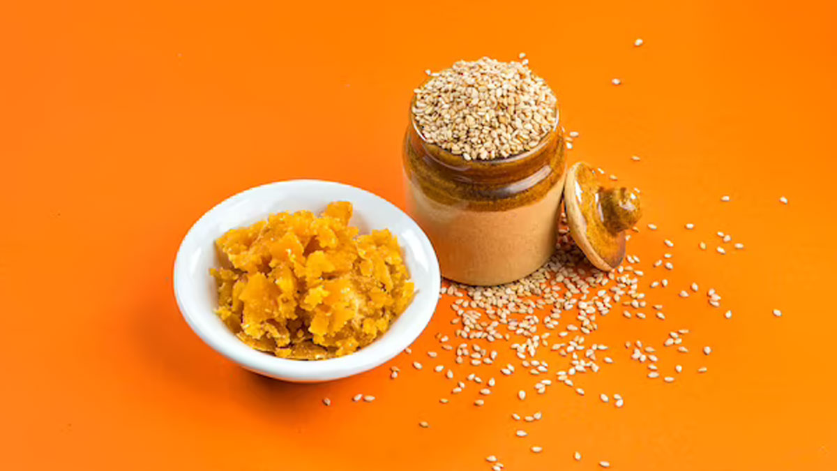 sesame jaggery benefits for womrn