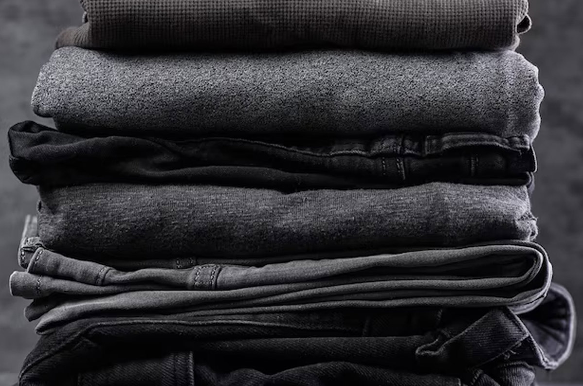 why jeans color are fade