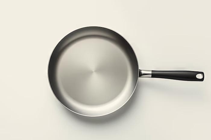 How to keep food from sticking to stainless