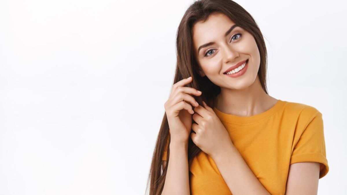 benefits of using hibiscus flower on hair