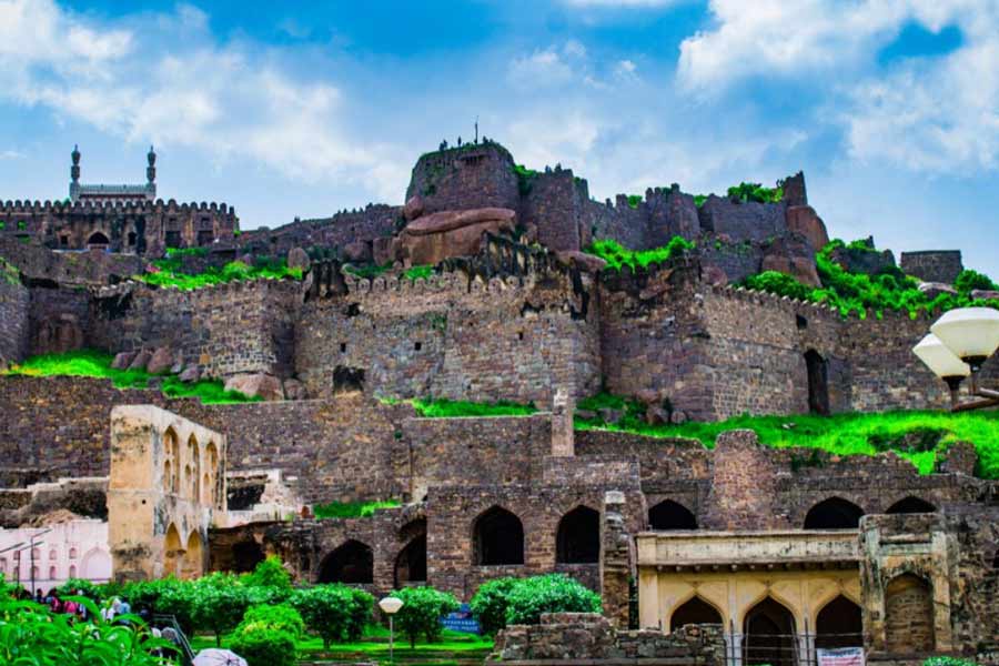 bhongir fort in hindi