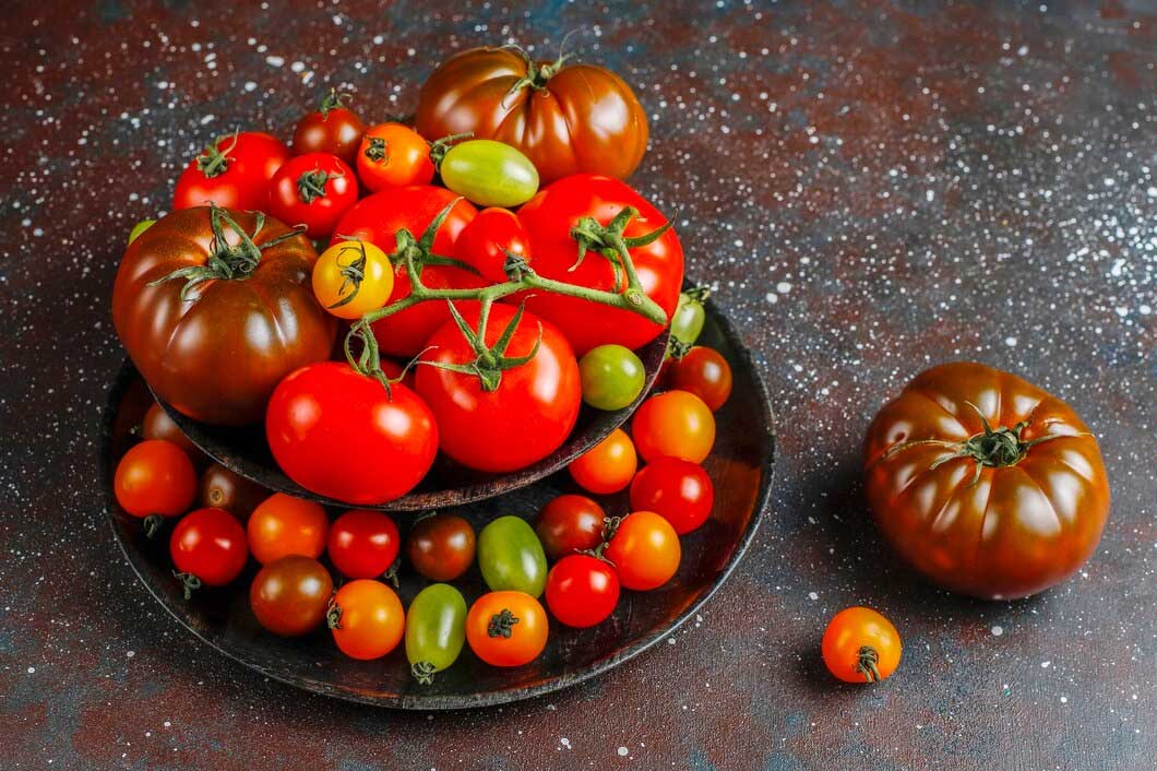 different types of tomatoes