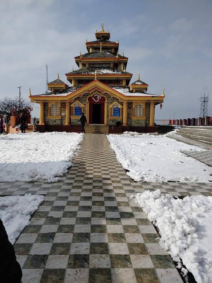 uk temple Surkanda Devi Temple