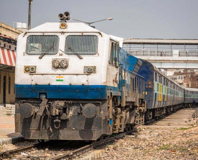what is the fine for taking selfie on railway platform and track