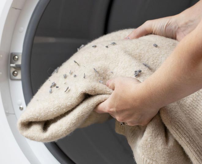 wool blankets cleaning at home