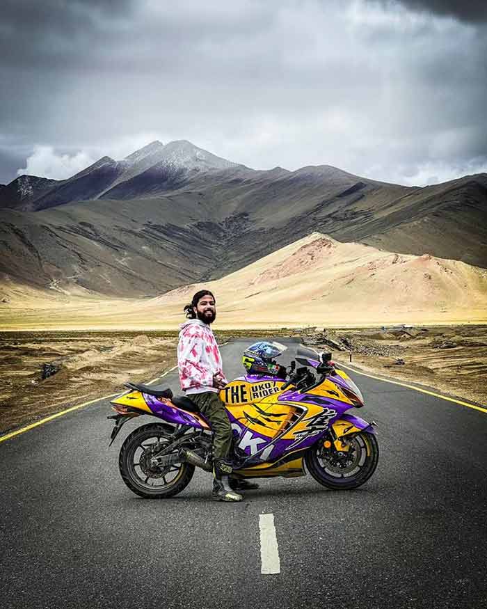 anurag dobhal family