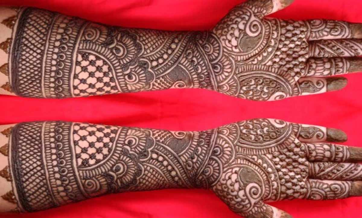 mor keri mehndi design