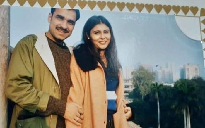 pankaj tripathi wife