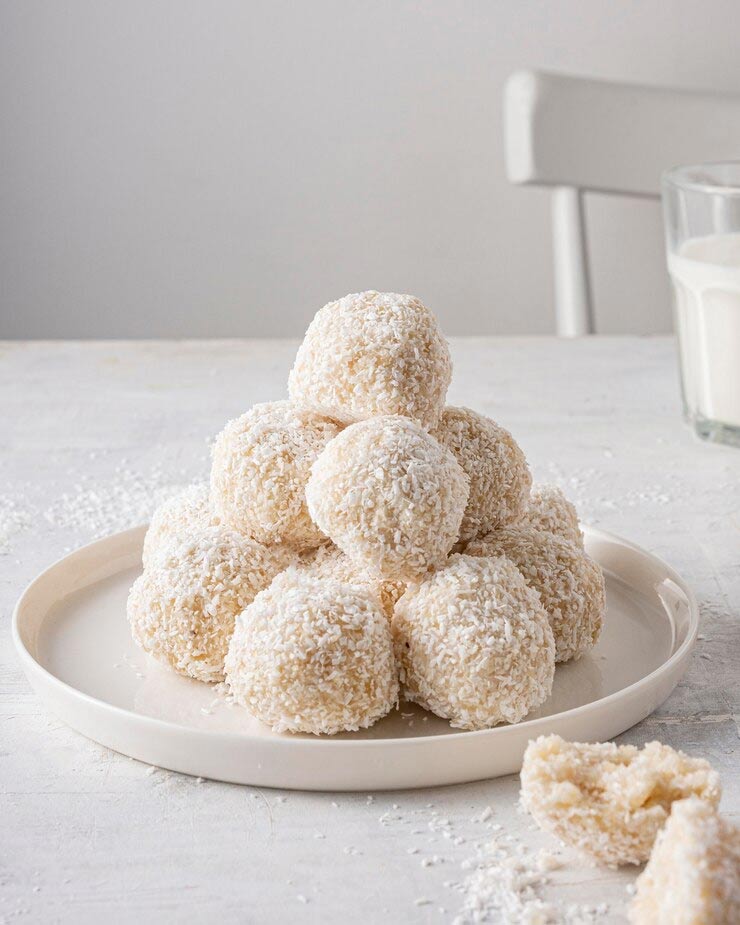 poha and nariyal laddu for diwali