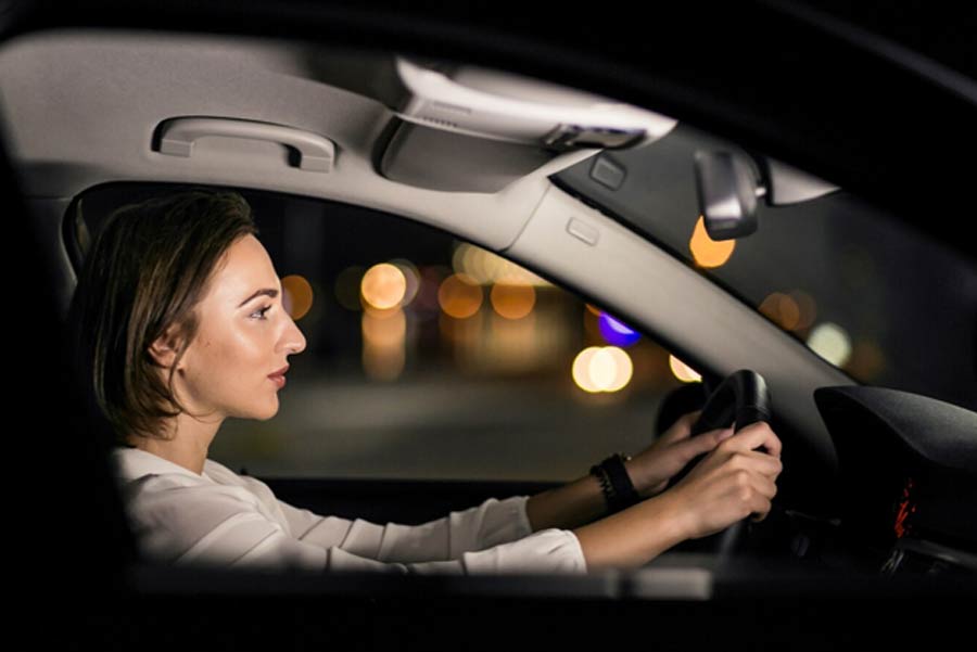safety tips while driving your car at night