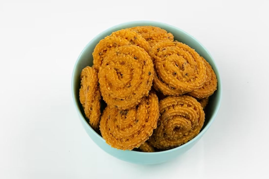 what is chakli made off