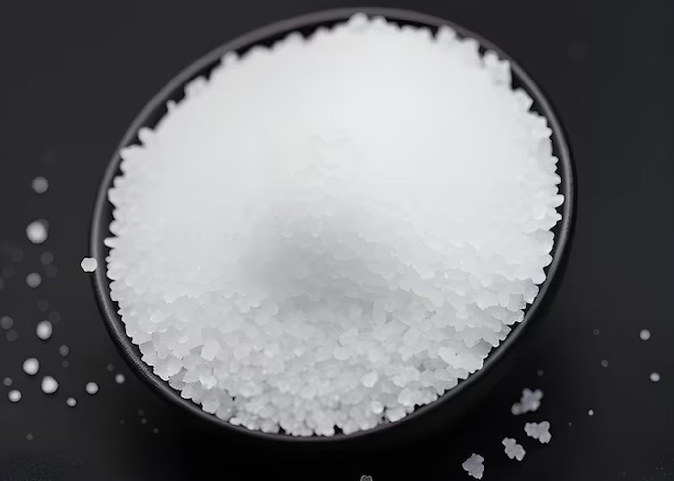 white bed sheet cleaning tips