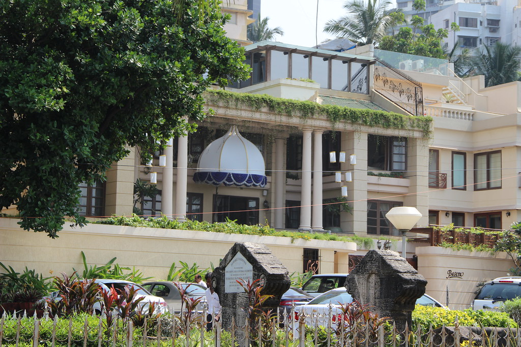 Rekha house unseen photos