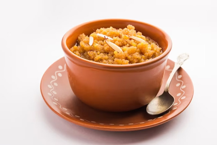 how makhandi halwa is different from suji halwa