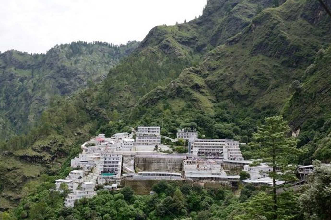 indian railway announce special train for mata vaishno devi