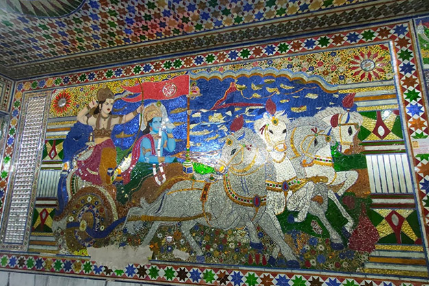 Mahabharat scene on wall