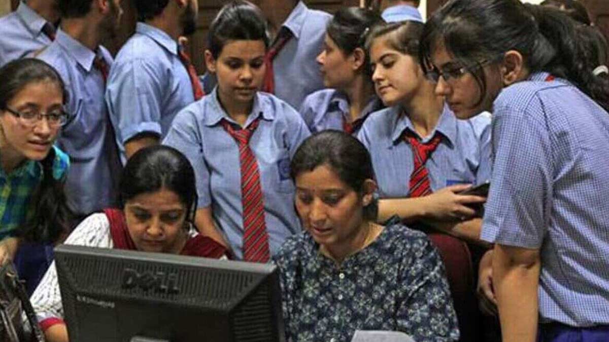 UP Board Class th topper