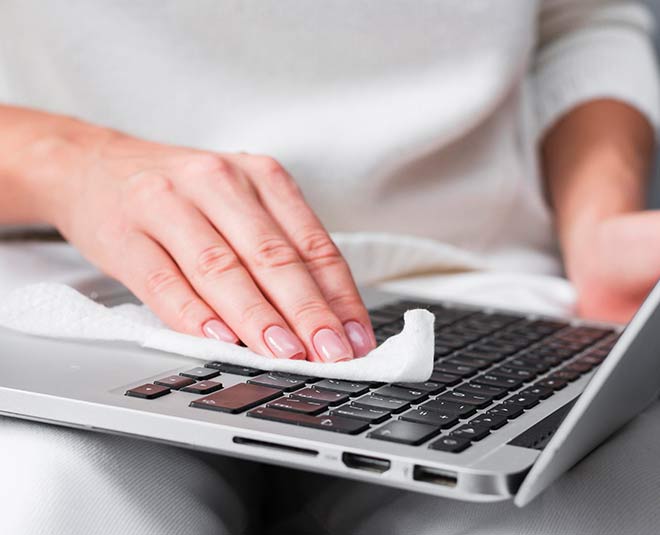 easy tips to clean laptop at home