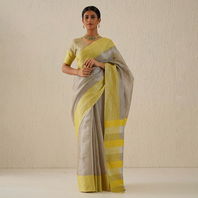professional look latest saree