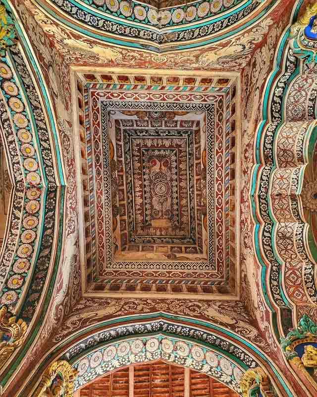 thanjavur maratha palace history