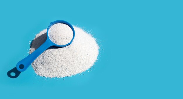 tips to clean white shoes insidey