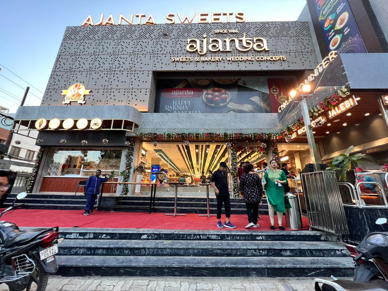 Ajanta Sweets & Bakes