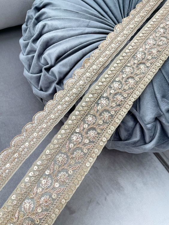 Golden Zari Lace Design