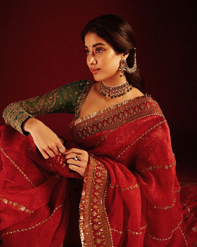Janhvi Kapoor’s Red Saree With Green Blouse