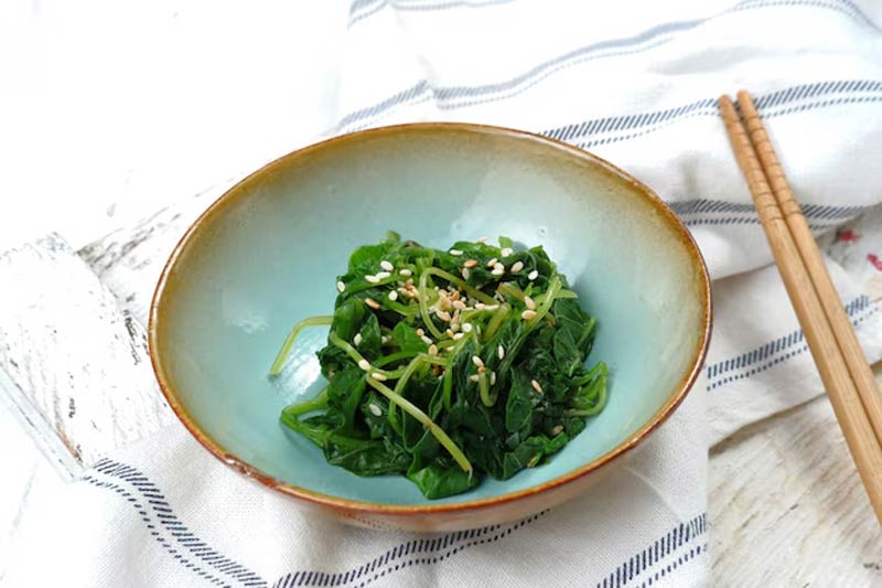 Korean Spinach Salad