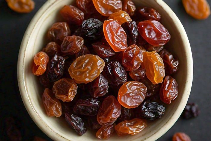 Who should not eat raisins health benefits of dry raisins