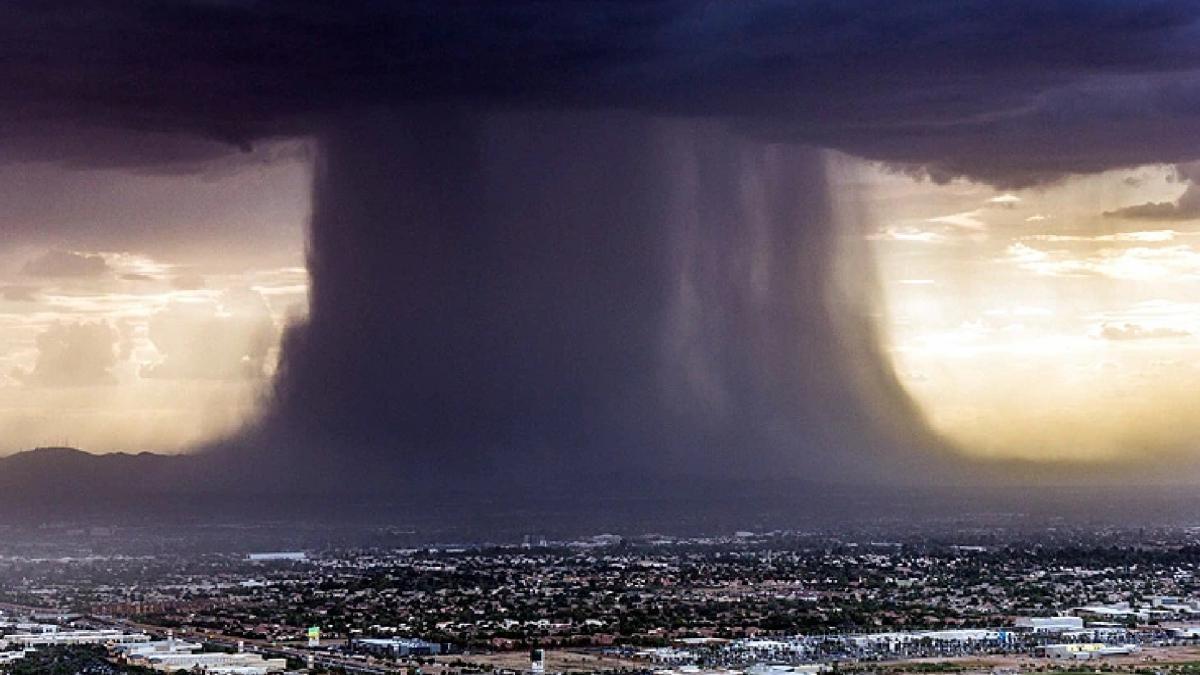 cloudburst meaning in hindi