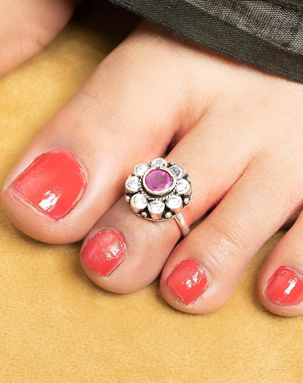 floral toe rings