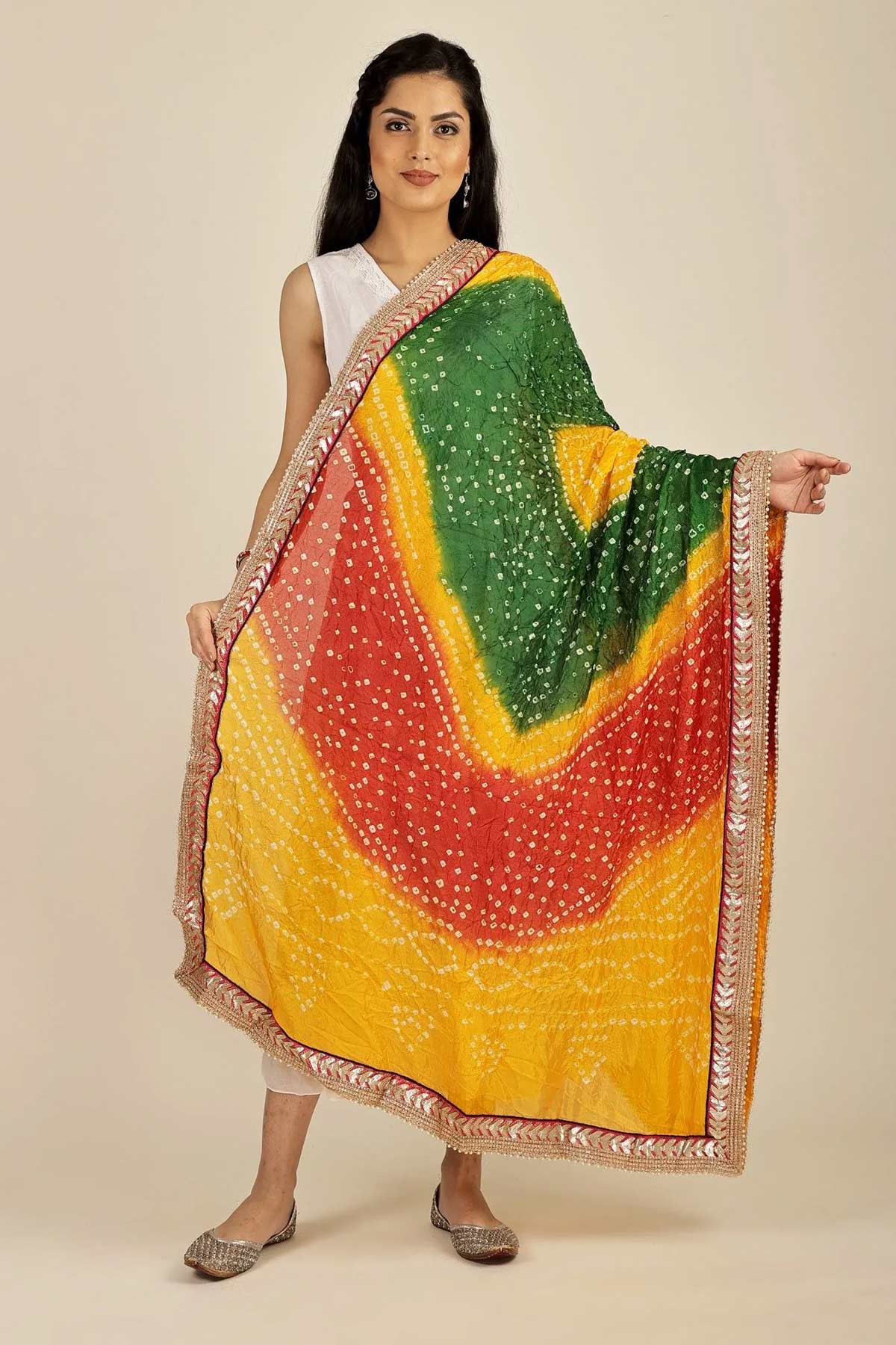 gota patti dupatta ()