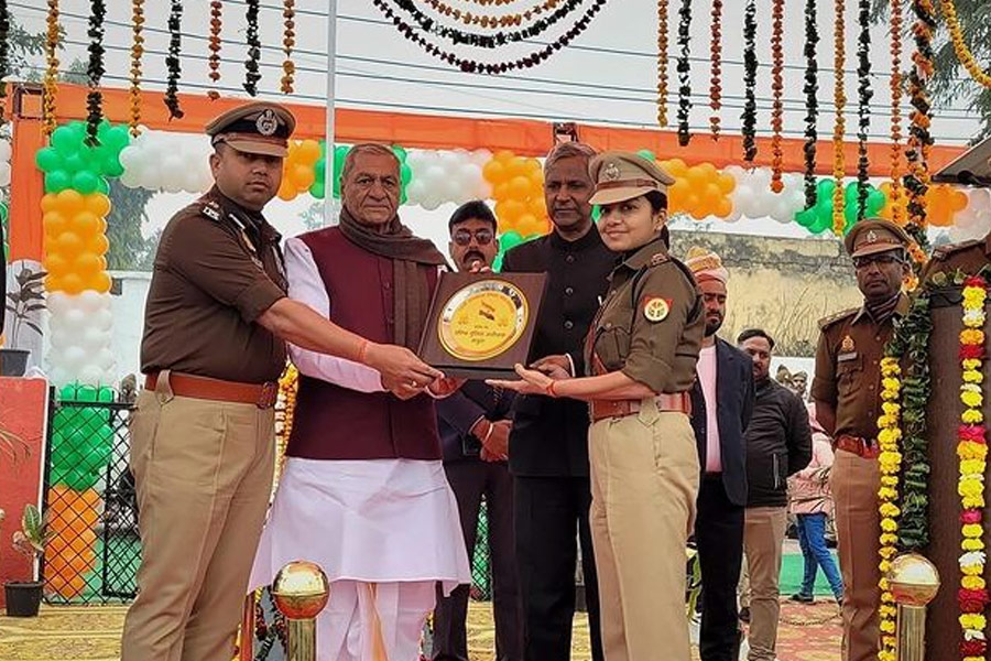 ips twinkle jain biography in hindi