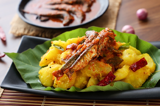 palash leaves used to serve food