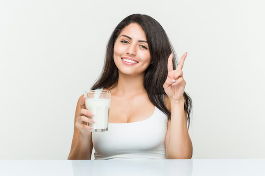 should drink milk to strengthen bones