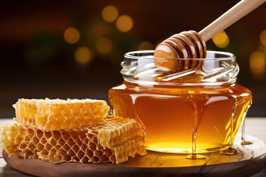 uses of honey in hindi