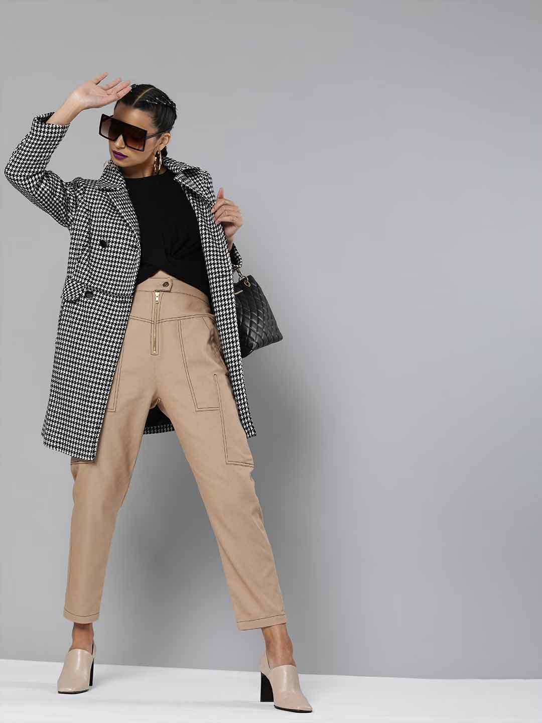 Color contrast dress