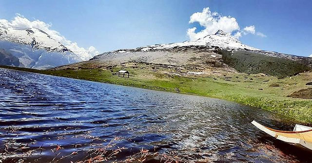 How to reach Johar valley