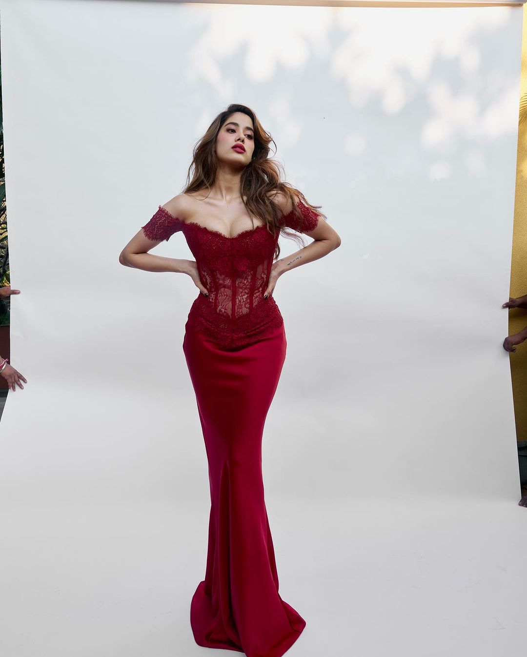 Janhvi kapoor gown look