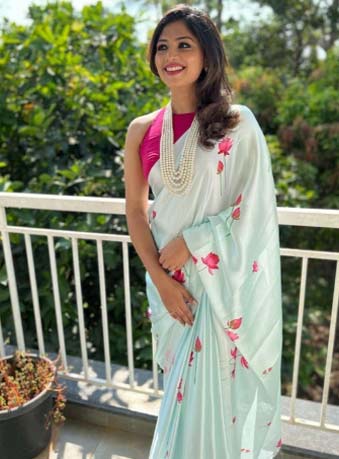 Pearl necklace style