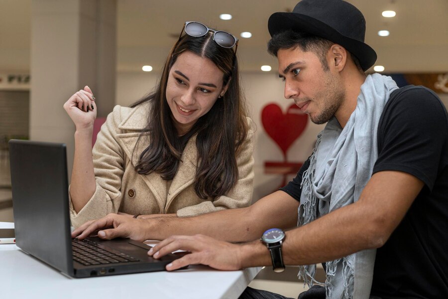 What is the earn while you learn scheme in UGC ()