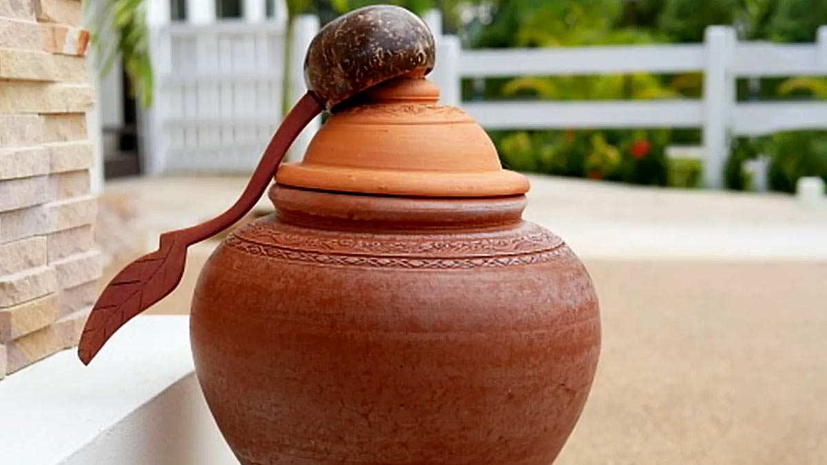 earthen pot astro