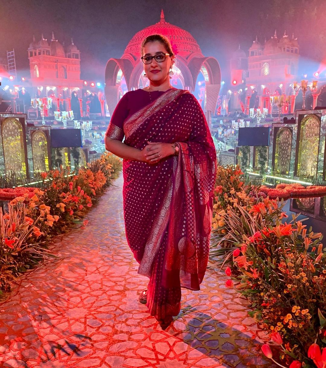 female songwriter kausar