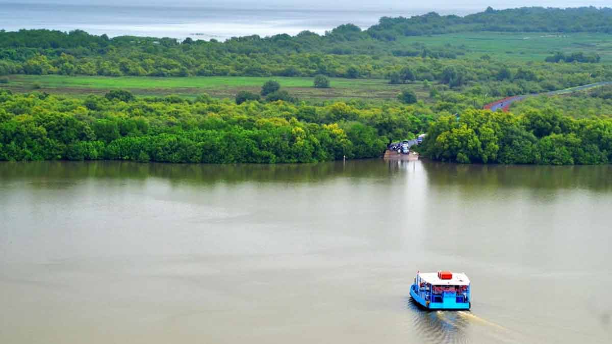 history of divar island